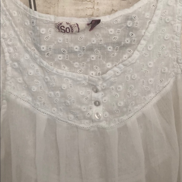 Top - Picture 2 of 3